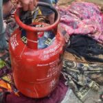 CYLINDER CAUGHT FIRE IN DHANTARI
