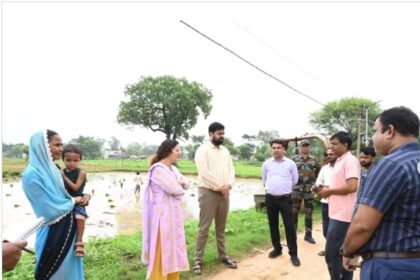 Chhattisgarh collector farm visit