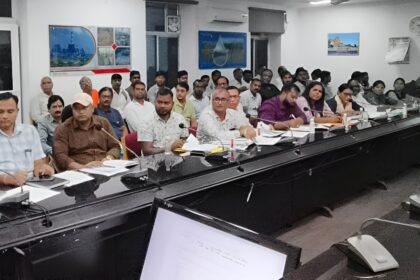 Collector Mayank Chaturvedi Orders