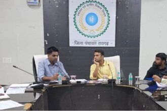 Collector Mayank Chaturvedi