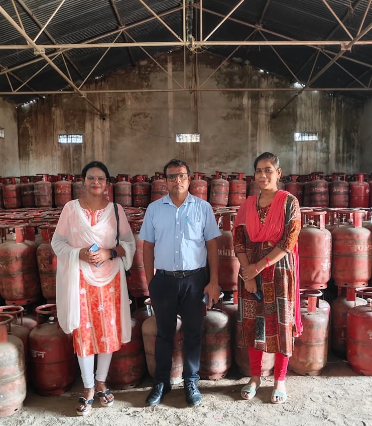 Illegal LPG Cylinder Seizure