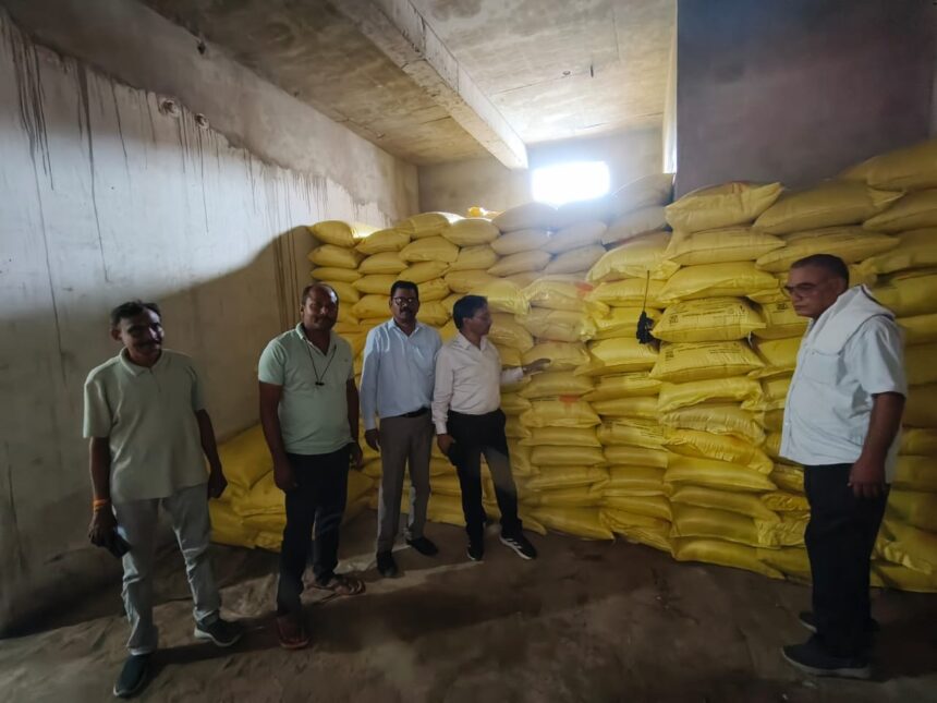 Fertilizer Shop Raid Chhattisgarh