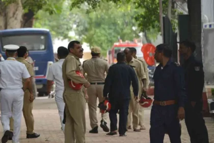 School bomb threat India