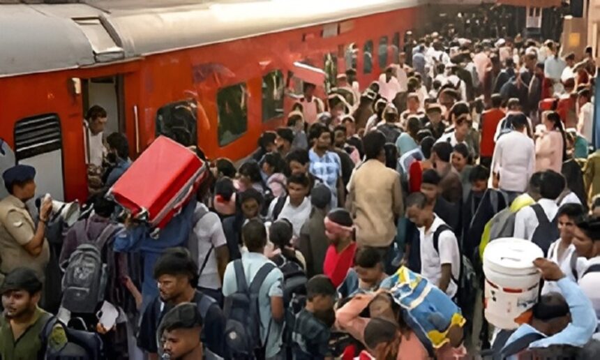 Raipur Railway Crowd Management