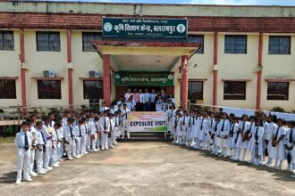 Har Shala Mein Shikshak