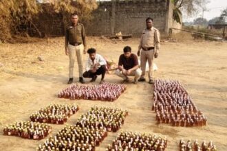 Kharora Liquor Seizur