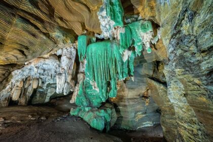 Kanger Valley Green Cave