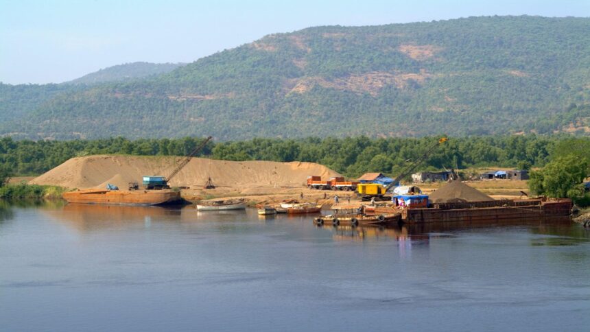 Illegal Sand Mining Mahanadi