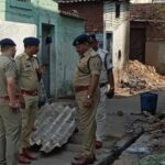 खुर्सीपार थाना क्षेत्र के अंतर्गत उड़िया बस्ती में एक 60 वर्षीय बुजुर्ग ने 30 वर्षीय युवक पर टंगिया (कुल्हाड़ी) से हमला कर उसकी जान ले ली।