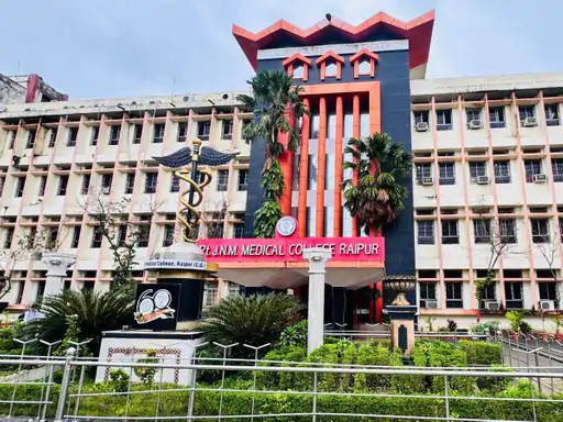Raipur Medical College Faculty Shortage