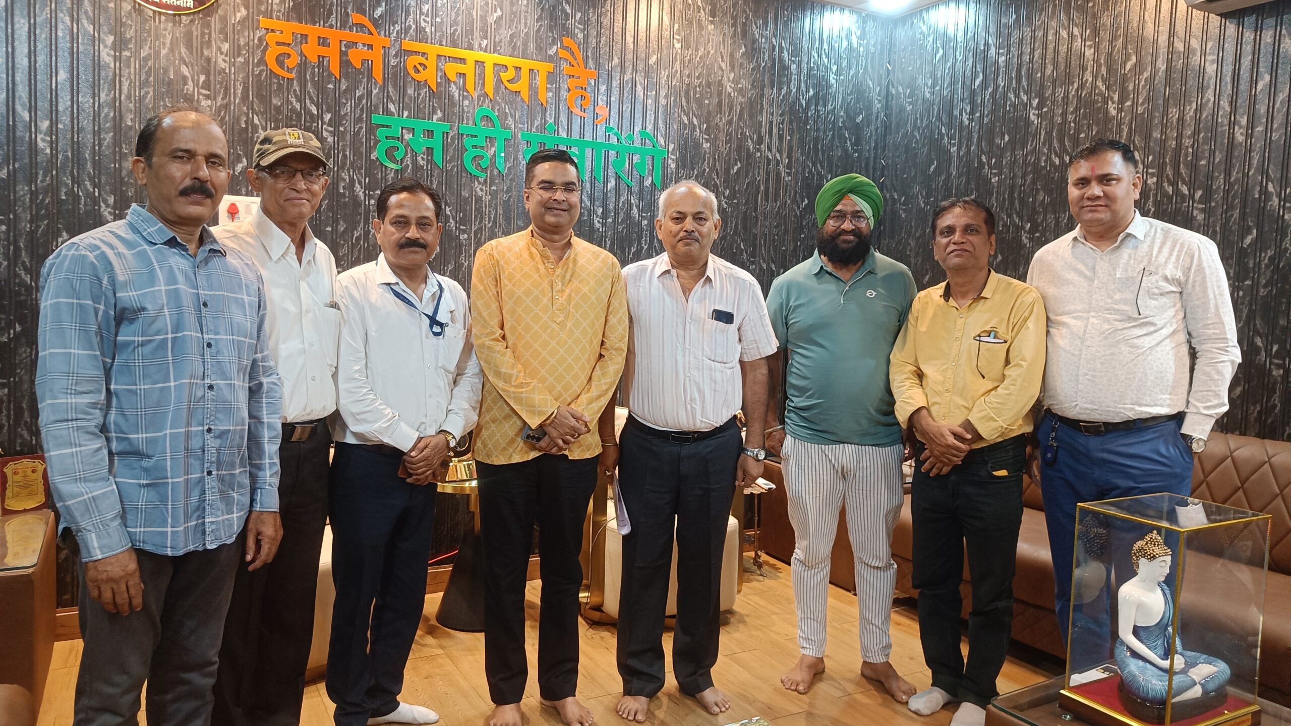 Bhilai Dogra Association ने विधायक रिकेश सेन को सौंपा ज्ञापन