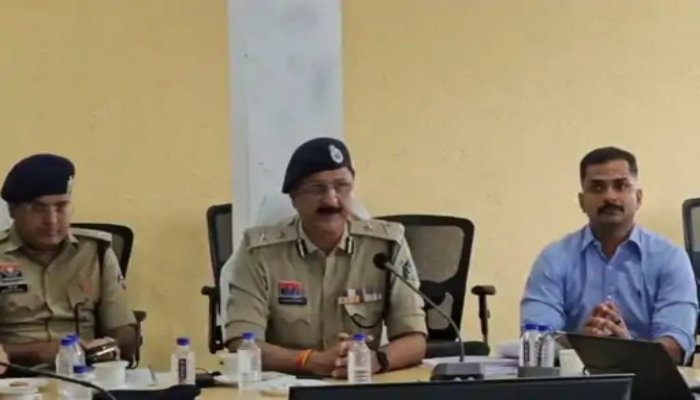 Raipur Police Commissionerate Review Meeting