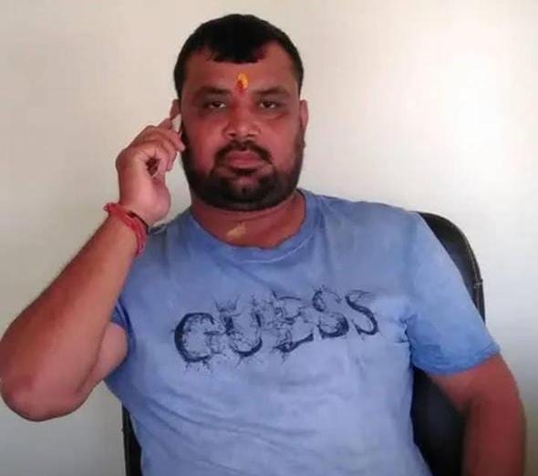 Bhilai Knife Attack : पुराने विवाद में युवक पर चाकू से हमला, गले पर वार कर बोला- आज तुझे नहीं छोड़ूंगा