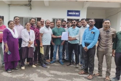108 Ambulance Employees Protest 