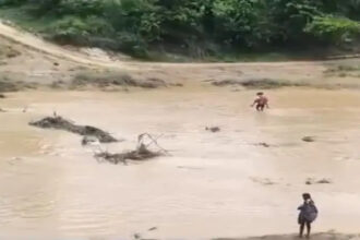 Pratappur Broken Bridge Controversy