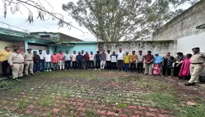 Cyber Fraud Network : नौकरी-कमीशन के लालच में खुलवाए 1242 म्यूल अकाउंट, 122 गिरफ्तार