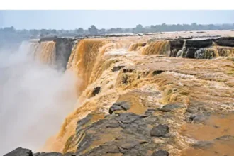 Monsoon in Bastar : 9 घंटे में 70.8 मिमी बारिश, चित्रकोट जलप्रपात में बढ़ा जलप्रवाह