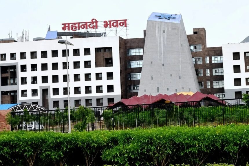 DFO Transfer : वन विभाग में बड़ा फेरबदल, 24 IFS अधिकारियों की नई पोस्टिंग, देखें पूरी जानकारी