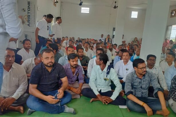 Sihawa Congress Meeting  : मगरलोड सम्मेलन में कांग्रेस का शक्ति प्रदर्शन, इन मुद्दों पर भाजपा को घेरने का आह्वान