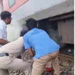 Train Fire Alert : चलती एक्सप्रेस के दो कोचों से उठा धुआं,  टला बड़ा हादसा