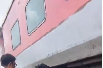 Train Fire Alert : चलती एक्सप्रेस के दो कोचों से उठा धुआं,  टला बड़ा हादसा