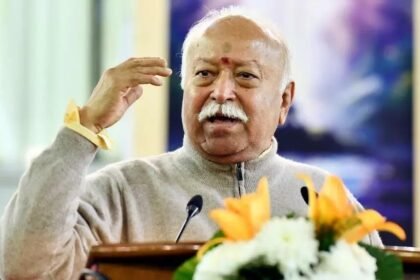 RSS Mohan Bhagwat : भारत को विश्वगुरु बनाने मोहन भागवत का बड़ा बयान