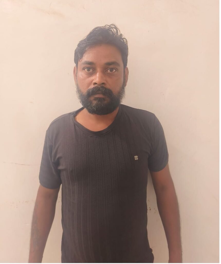 Woman Murder : चोरी के शक में महिला की बेरहमी से पिटाई, मौत के बाद अंतिम संस्कार की तैयारी; आरोपी गिरफ्तार