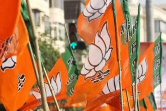 FIR on BJP Leader : मध्यरात्रि घर में घुसकर मारपीट का आरोप, भाजपा महिला मोर्चा अध्यक्ष समेत 3 पर FIR