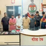 Durg Crime News  :  आधी रात स्पा सेंटर में पुलिस की रेड, महिला दलाल समेत 9 गिरफ्तार