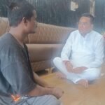 Divyang News : स्कूटी मांगने पहुंचा दिव्यांग, जांच में शराब के नशे में मिला; विधायक रिकेश सेन बोले- पहले नशा छोड़िए, फिर स्कूटी भी मिलेगी