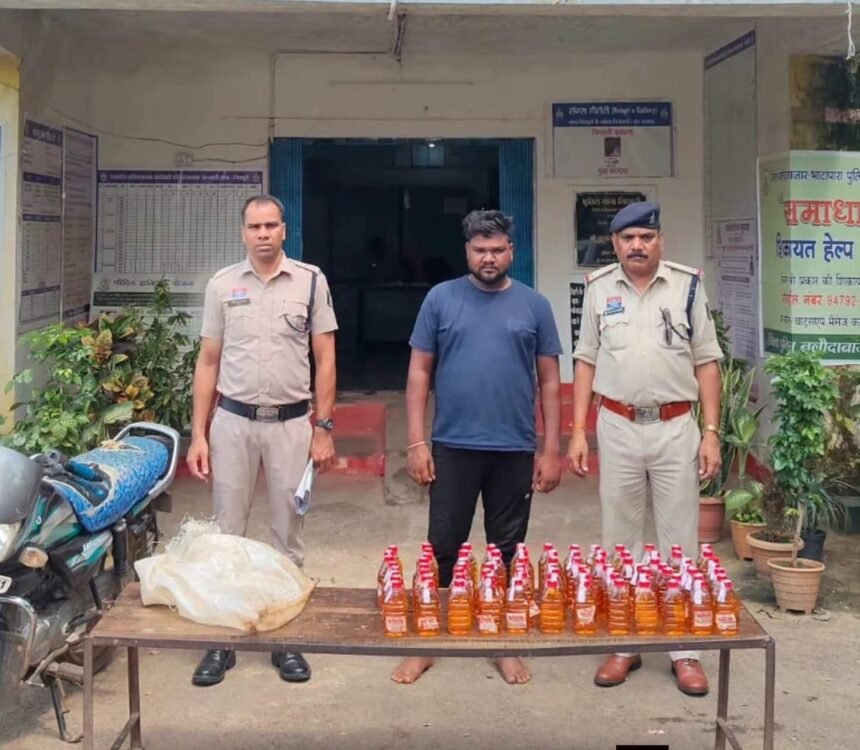 Illegal Liquor : 117 पाव शराब के साथ 2 कोचिए गिरफ्तार, 2 बाइक जब्त
