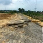 Surajpur Road Scam :  226 लाख की सड़क पहली बारिश में बही, अफसरों और ठेकेदार पर गंभीर आरोप