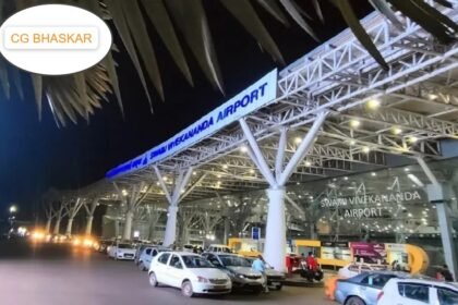 Raipur Flight Ticket : सस्ती टिकट के चक्कर में न पड़ें, 15 किलो सामान पर 10 हजार तक चार्ज!
