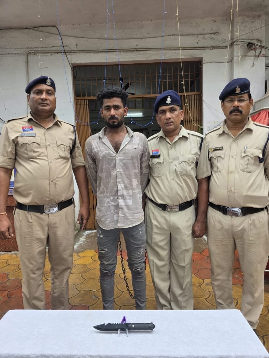 Weapon Threat : जामुल में राहगीरों को धमकी, खुर्सीपार में हमला कर फरार आरोपी गिरफ्तार