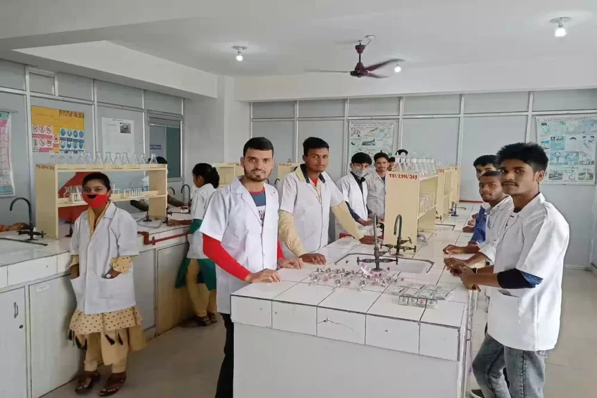 Pharmacy Admission : फार्मेसी कॉलेजों में एडमिशन शुरू, 1 सितंबर से काउंसलिंग