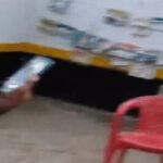 School Headmaster Misconduct : बच्चों के सामने हेडमास्टर की शर्मनाक हरकत, छात्राओं से अश्लील व्यवहार का आरोप