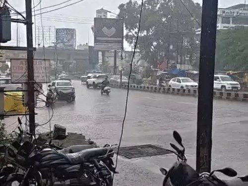 CG Weather Update : छत्तीसगढ़ में तीन दिन और बरसेंगे बादल, उत्तर के जिलों में भारी बारिश का अलर्ट