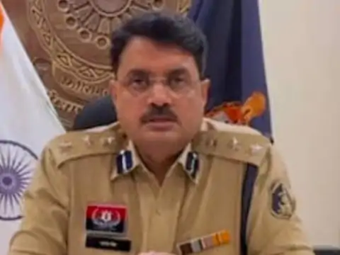 Bilaspur Police Transfer : बिलासपुर पुलिस में बड़ा फेरबदल, 13 निरीक्षकों के तबादले