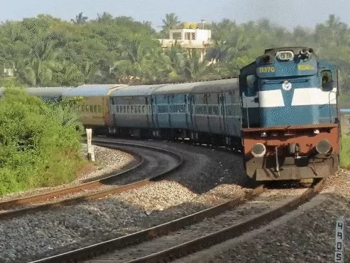 Raksha Bandhan Special Train : यात्रियों को राहत, दुर्ग-रायगढ़ के बीच आज से चलेगी स्पेशल ट्रेन