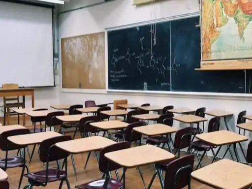 CG School Committee : रायपुर में स्कूल समितियों के गठन पर रोक, 215 स्कूलों में नई व्यवस्था अटकी