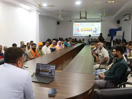 Durg Auto QR Code  :  दुर्ग में अब QR कोड से होगी ऑटो की पहचान, सफर से पहले चेक कर सकेंगे वाहन