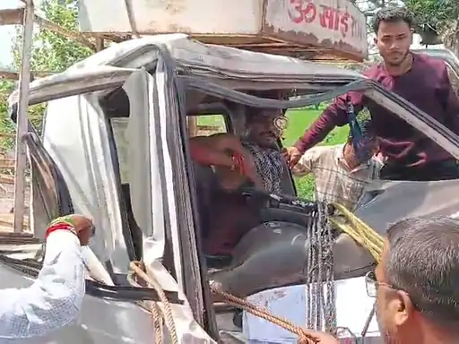 Balod Truck Pickup Accident