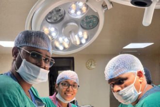 Raigarh Medical College Tumor Surgery : महिला के पेट से निकला 8 किलो का विशाल ट्यूमर
