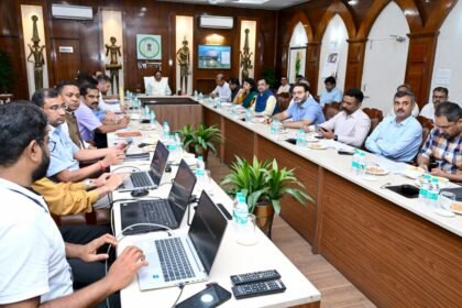 Jal Jeevan Mission Chhattisgarh : मार्च 2028 तक हर जल संरचना पूरी करने का टारगेट, कलेक्टरों को CM साय का सख्त निर्देश