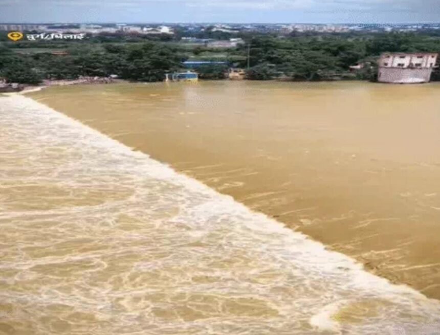 Durg Flood Rescue : दुर्ग में बाढ़ का कहर, 160 ग्रामीणों का रेस्क्यू