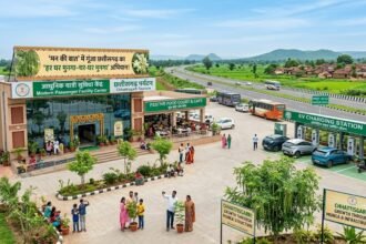 Chhattisgarh Highway Facilities : हाईवे पर बनेंगे आधुनिक यात्री सुविधा केंद्र, फूड कोर्ट से EV चार्जिंग तक