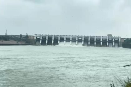 Gangrel Dam Water Release : गंगरेल से छोड़ा गया 30 हजार क्यूसेक पानी, 96.66% भर चुका बांध, महानदी किनारे अलर्ट