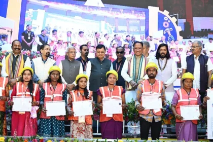 Vishwakarma Jayanti : CM साय की 3 बड़ी घोषणाएं, ई-बाइक से ई-रिक्शा तक श्रमिकों को राहत