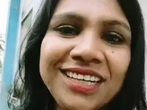 Teacher Notice Issue : ऑनलाइन अटेंडेंस पर शिक्षिका का विरोध, बोलीं- अधिकारियों के काम की भी हो निगरानी, मिल गया नोटिस
