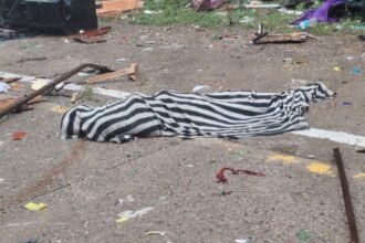 NH-30 Markatola Ghat Accident : मरकाटोला घाट में खड़े डीजे वाहन को ट्रक ने मारी टक्कर, 4 की मौत की सूचना; 5 से अधिक घायल